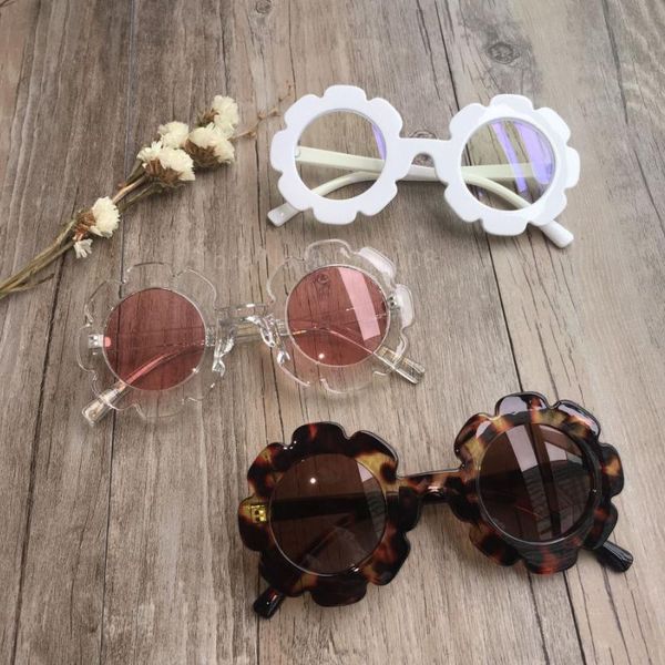 vintage kids sunglasses child sun glasses round flower gafas baby children uv400 sport girls boys b104, White;black
vintage kids sunglasses child sun glasses round flower gafas baby children uv400 sport girls boys b104, White;black