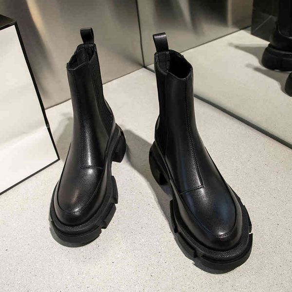 ankle boots for women thick bottom round toe genuine leather black white all-match botas feminina platform sho
ankle boots for women thick bottom round toe genuine leather black white all-match botas feminina platform sho