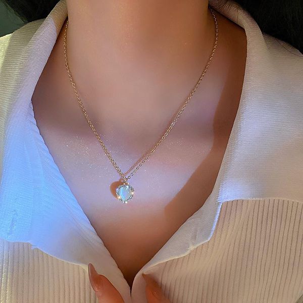 rhinestone opal stone heart pendant necklace for women simple fashion geometric clavicle korean design jewelry necklaces, Silver
rhinestone opal stone heart pendant necklace for women simple fashion geometric clavicle korean design jewelry necklaces, Silver