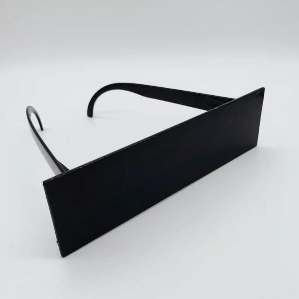 sunglasses two-dimensional anime black rectangular frame square coding pixel mosaic glasses long straight, White;black
sunglasses two-dimensional anime black rectangular frame square coding pixel mosaic glasses long straight, White;black