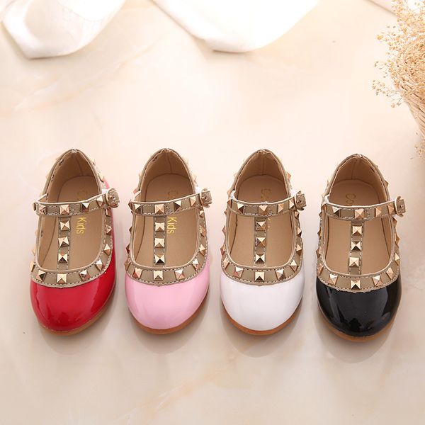2021 new girls sandals rivets single shoes kids leather shoes children nude sandal toddler girls princess flat dance shoes, Black;red
2021 new girls sandals rivets single shoes kids leather shoes children nude sandal toddler girls princess flat dance shoes, Black;red
