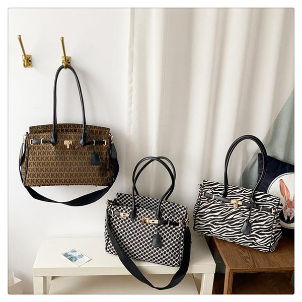 evening bags tote bag denim material shoulder for women handbags sacs a bandouliere torebka damska bolsos para mujer canta
evening bags tote bag denim material shoulder for women handbags sacs a bandouliere torebka damska bolsos para mujer canta