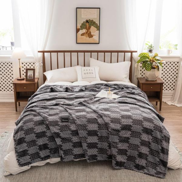 blankets 1pcs soft flannel yarn-dyed jacquard coral fleece warm fluffy sofa throw blanket napping air conditioning
blankets 1pcs soft flannel yarn-dyed jacquard coral fleece warm fluffy sofa throw blanket napping air conditioning
