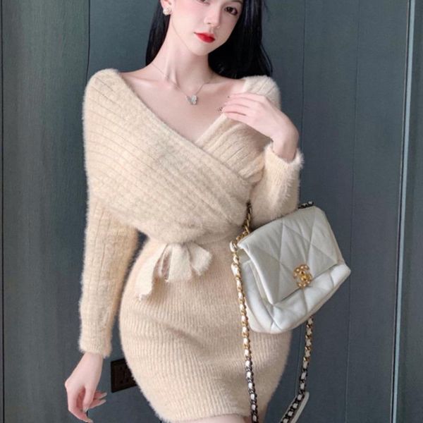 casual dresses xuxi french cross v-neck dress women lace-up knitted slim bag hip fashion long sleeve mini skirt spring autumn 2021 e3830, Black;gray
casual dresses xuxi french cross v-neck dress women lace-up knitted slim bag hip fashion long sleeve mini skirt spring autumn 2021 e3830, Black;gray
