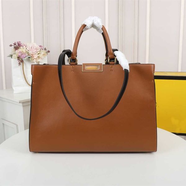 fashion leather tote bag design simple atmosphere multicolor large capacity handbag
fashion leather tote bag design simple atmosphere multicolor large capacity handbag