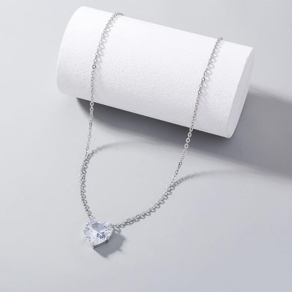 pendant necklaces vintage boho silver color chain transparent heart-shaped crystal choker necklace for women female fashion jewelry gfit
pendant necklaces vintage boho silver color chain transparent heart-shaped crystal choker necklace for women female fashion jewelry gfit