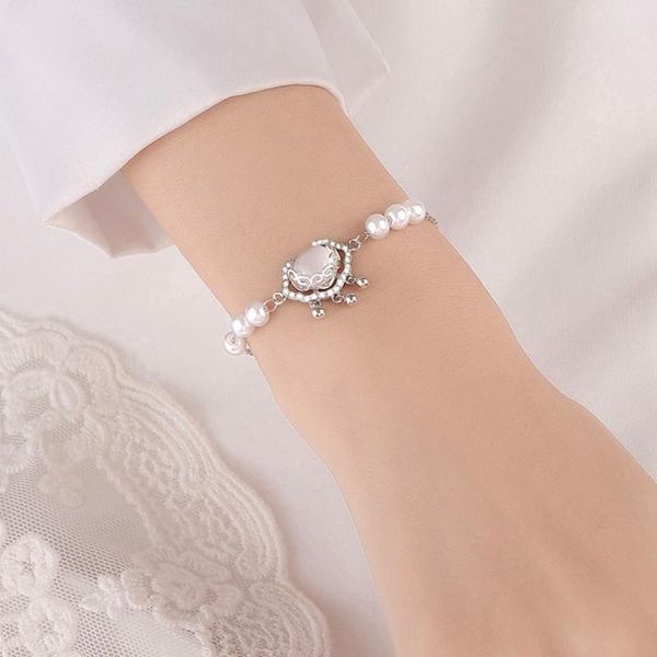 charm bracelets exquisite moonstone wishful safe lock bracelet hip hop trendy party gift, Golden;silver
charm bracelets exquisite moonstone wishful safe lock bracelet hip hop trendy party gift, Golden;silver