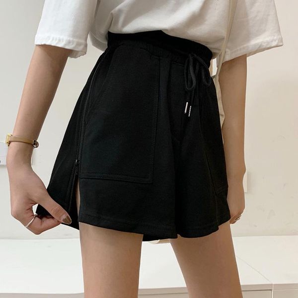 women's shorts 2021 simple oversized casual for women loose summer female beach chic solid color short, White;black
women's shorts 2021 simple oversized casual for women loose summer female beach chic solid color short, White;black