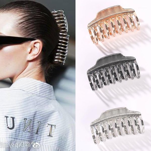 8.2cm large size hair geometric hairpins women accessories solid color crab retro moon shape clips1
8.2cm large size hair geometric hairpins women accessories solid color crab retro moon shape clips1