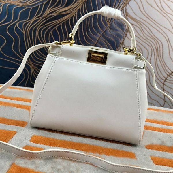classic letter handbag purse tote bag square latch removable belt shoulder crossbody bags genuine leather higher quality interior compartmen
classic letter handbag purse tote bag square latch removable belt shoulder crossbody bags genuine leather higher quality interior compartmen