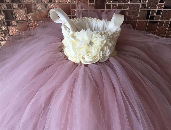 lovely girls dirty pink tutu girl dress kids crochet flower with straps and roses children birthday party cosplay costume, Red;yellow
lovely girls dirty pink tutu girl dress kids crochet flower with straps and roses children birthday party cosplay costume, Red;yellow