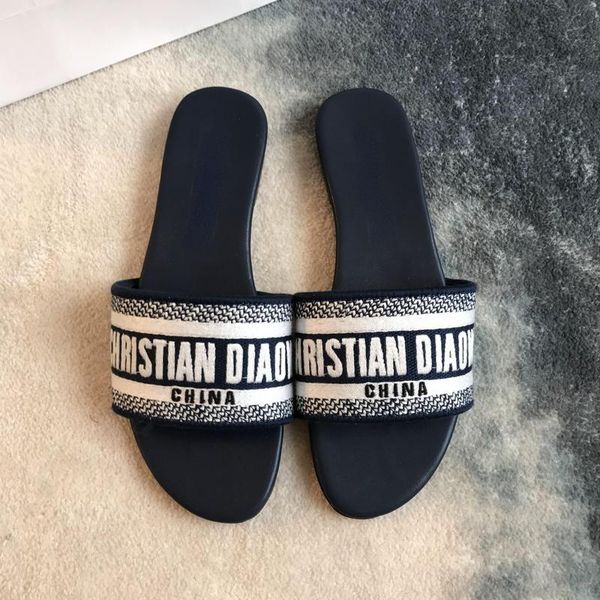 slippers flat indoor women's shoes customized large size sandals casual beach outing single 34-42, Black
slippers flat indoor women's shoes customized large size sandals casual beach outing single 34-42, Black
