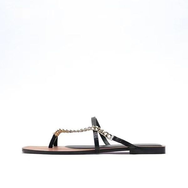 slippers 2021 summer women black square toe flat sandals fashion chain decoration outside slides
slippers 2021 summer women black square toe flat sandals fashion chain decoration outside slides