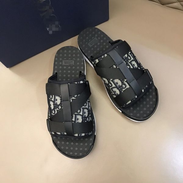 european station old flower splicing outdoor slippers men summer new korean fashion sandals versatile atmosphere zlh, Black
european station old flower splicing outdoor slippers men summer new korean fashion sandals versatile atmosphere zlh, Black