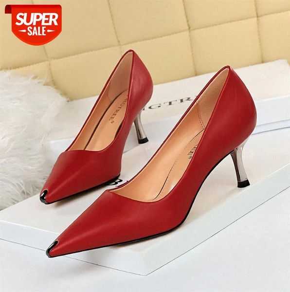 2128-2 european and american style fashion simple stiletto high-heeled shallow mouth metal pointed professional ol all-match shoes #pw87
2128-2 european and american style fashion simple stiletto high-heeled shallow mouth metal pointed professional ol all-match shoes #pw87