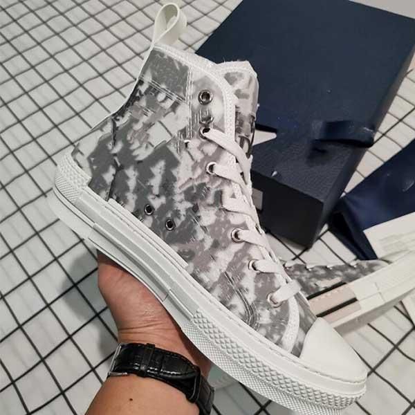2021boy girl luxury fashion female designerheel leather casual running outdoor shoes men and women high shoe size kra mj001, Black
2021boy girl luxury fashion female designerheel leather casual running outdoor shoes men and women high shoe size kra mj001, Black