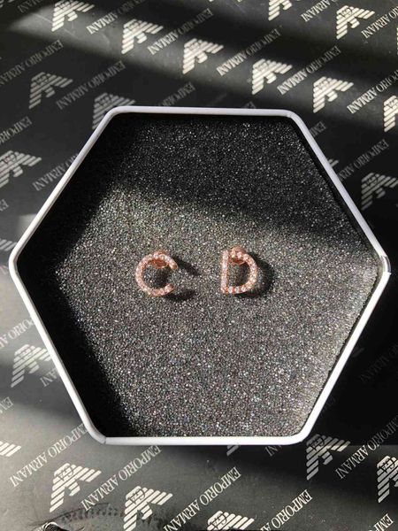 2021 luxury designer jewelry 2021 korean s925 silver needle female student earrings fashion temperament simple earring net red trend
2021 luxury designer jewelry 2021 korean s925 silver needle female student earrings fashion temperament simple earring net red trend