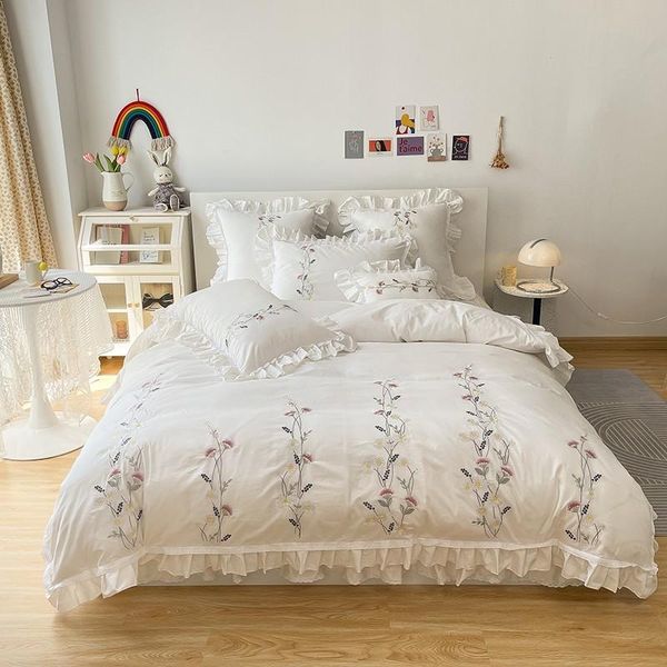 bedding sets 100%cotton ultra soft duvet cover set chic floral embroidery 160x200cm bedskirt pillow shams twin king size
bedding sets 100%cotton ultra soft duvet cover set chic floral embroidery 160x200cm bedskirt pillow shams twin king size