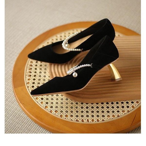 dress shoes pumps women lady fashion round heels black point toe party high square 2021 style
dress shoes pumps women lady fashion round heels black point toe party high square 2021 style