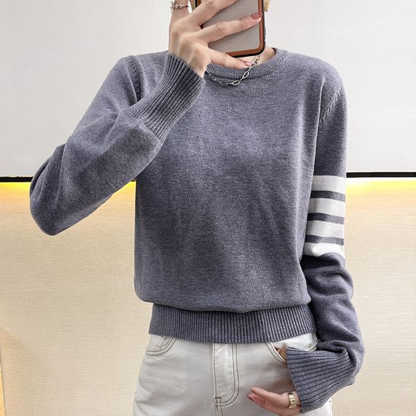 70% off 2021 autumn winter tb four bar wool round neck pullover loose men's and women's long sleeve versatile sweater, White;black
70% off 2021 autumn winter tb four bar wool round neck pullover loose men's and women's long sleeve versatile sweater, White;black