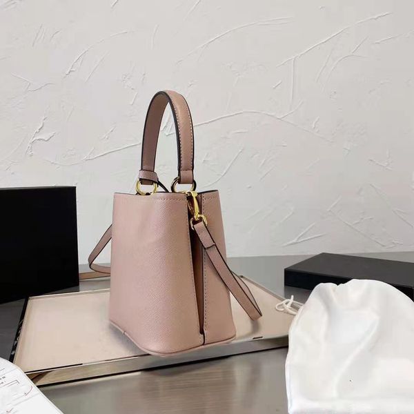 hip ysiykiy autumn and winter stlye luxury hands women bucket small messenger s feminina girl bag with metal
hip ysiykiy autumn and winter stlye luxury hands women bucket small messenger s feminina girl bag with metal