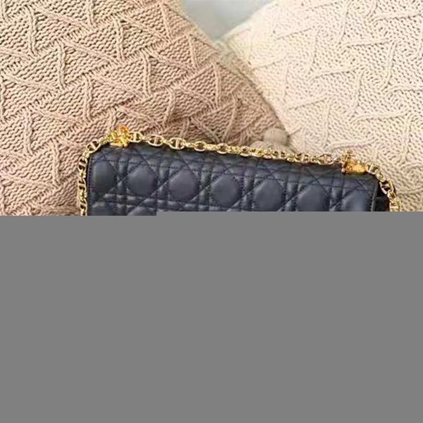 d home 2021 summer new mengtian yang ying same women's lingge chain single shoulder messenger versatile women luxurys designers bags
d home 2021 summer new mengtian yang ying same women's lingge chain single shoulder messenger versatile women luxurys designers bags