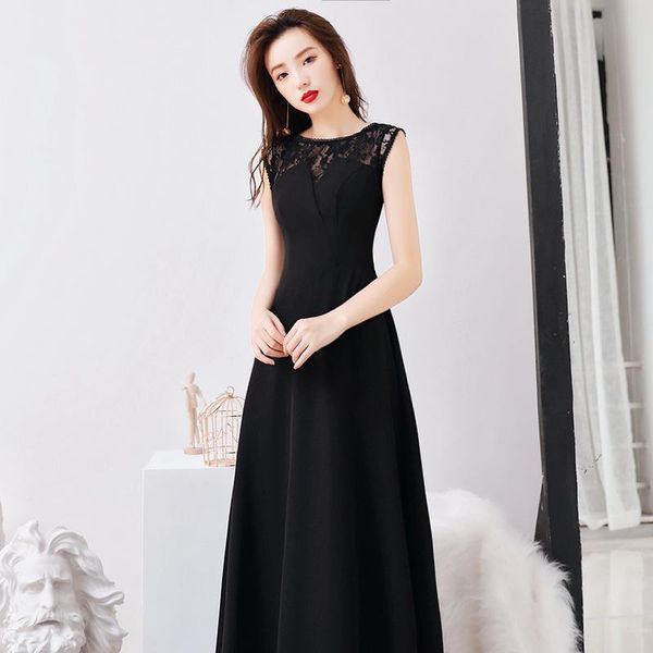 elegant lady lace floral banquet satin skirt backless host evening dress floor-length bride wedding party gown vestidos 3xl ethnic clot, Red
elegant lady lace floral banquet satin skirt backless host evening dress floor-length bride wedding party gown vestidos 3xl ethnic clot, Red