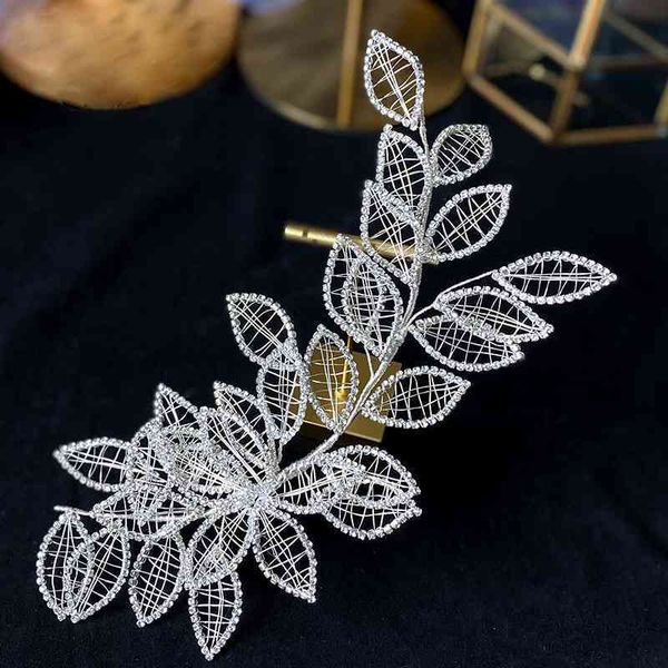 white leaves hollow hairband fairy rhinestones hair jewelry bridal wedding headdress bride hair accessories for women, Golden;silver
white leaves hollow hairband fairy rhinestones hair jewelry bridal wedding headdress bride hair accessories for women, Golden;silver