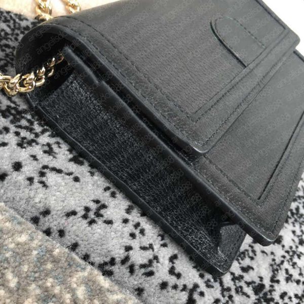 7a+fashion women woc wallet on chain flap shoulder bag with series number box letters print canvas genuine leather designers credit card hol
7a+fashion women woc wallet on chain flap shoulder bag with series number box letters print canvas genuine leather designers credit card hol