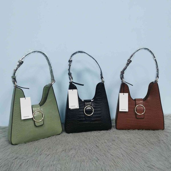 new mg underarm fashion trend women's single shoulder c-roco-dile handbag
new mg underarm fashion trend women's single shoulder c-roco-dile handbag