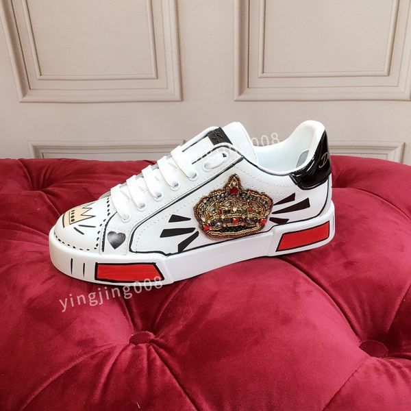 2023new designer fashion brand casual shoes women low sole canvas shoes leather black white original sole sneakers
2023new designer fashion brand casual shoes women low sole canvas shoes leather black white original sole sneakers