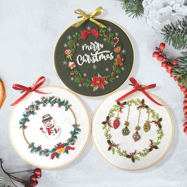 3pcs/set embroidery kit christmas pattern cross-stitch diy material set with hoop beginner handwork starter painting other arts and crafts
3pcs/set embroidery kit christmas pattern cross-stitch diy material set with hoop beginner handwork starter painting other arts and crafts