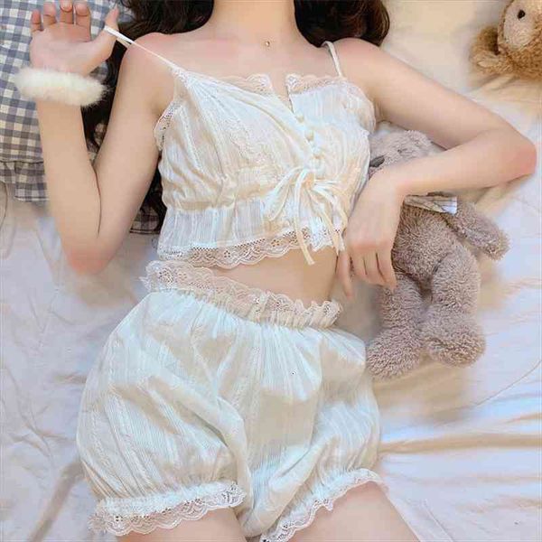 summer lady pajamas fairy leakage belly white suspender nightwear sweet lace shorts women sleepwear suit, Black;red
summer lady pajamas fairy leakage belly white suspender nightwear sweet lace shorts women sleepwear suit, Black;red
