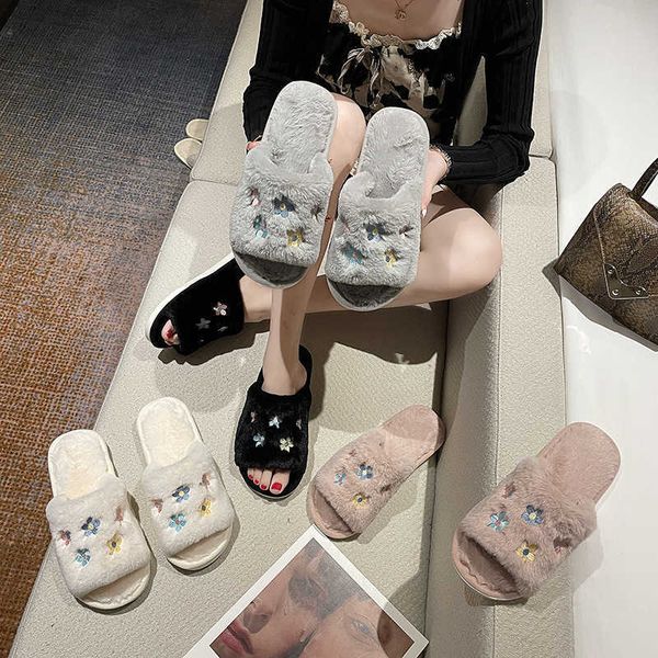 maomao women's new indoor in autumn and winter of 2021 embroidered open toe one line warm cotton slippers, Black
maomao women's new indoor in autumn and winter of 2021 embroidered open toe one line warm cotton slippers, Black