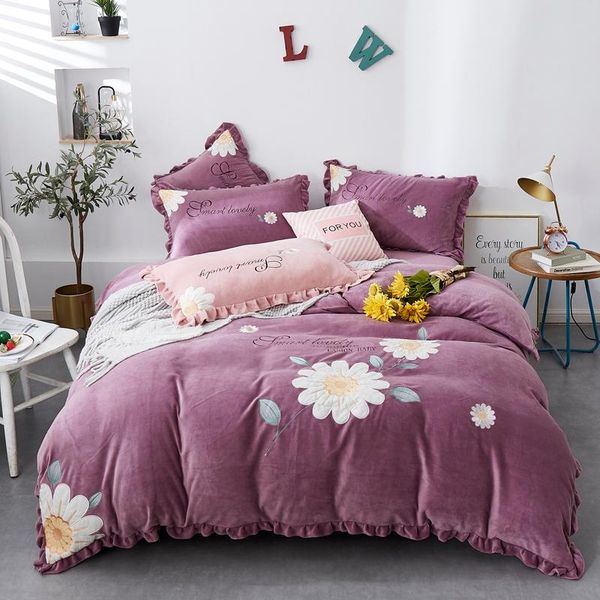 bedding sets winter warm velvet flannel fleece flowers embroidery girl cover duvet home bed ruffles sheet set pillowcases textiles
bedding sets winter warm velvet flannel fleece flowers embroidery girl cover duvet home bed ruffles sheet set pillowcases textiles