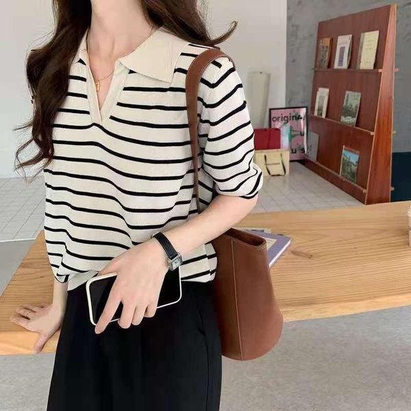 women summer causal short sleeve t-shirts chic korean striped v-neck knitted pullovers for female loose all-match women's polos, White
women summer causal short sleeve t-shirts chic korean striped v-neck knitted pullovers for female loose all-match women's polos, White
