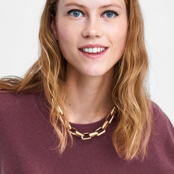 chokers juran 2021 geometric fashion metal choker necklace women wedding charm statement punk chocker jewelry wholesale, Golden;silver
chokers juran 2021 geometric fashion metal choker necklace women wedding charm statement punk chocker jewelry wholesale, Golden;silver