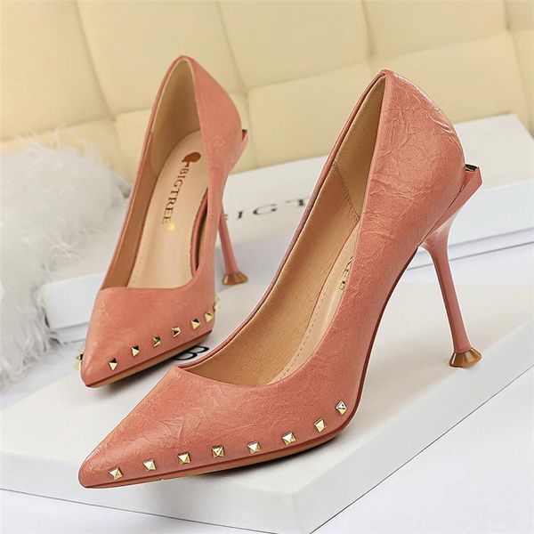 dress shoes valentine fetish high heels 2021 stiletto bigtree pointed luxury rivet extreme women, Black
dress shoes valentine fetish high heels 2021 stiletto bigtree pointed luxury rivet extreme women, Black