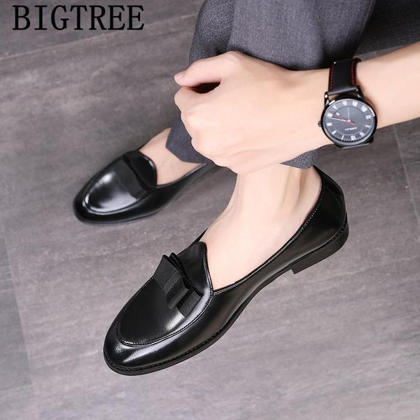 dress shoes coiffeur leather men elegant formal office big size sepatu slip on pria erkek ayakkabi, Black
dress shoes coiffeur leather men elegant formal office big size sepatu slip on pria erkek ayakkabi, Black