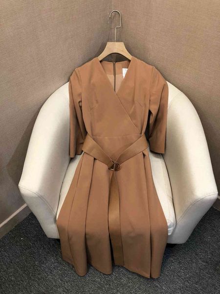 dress luxury design 2021 midi acetate neck belted nude beige knee length lady, Black;gray
dress luxury design 2021 midi acetate neck belted nude beige knee length lady, Black;gray