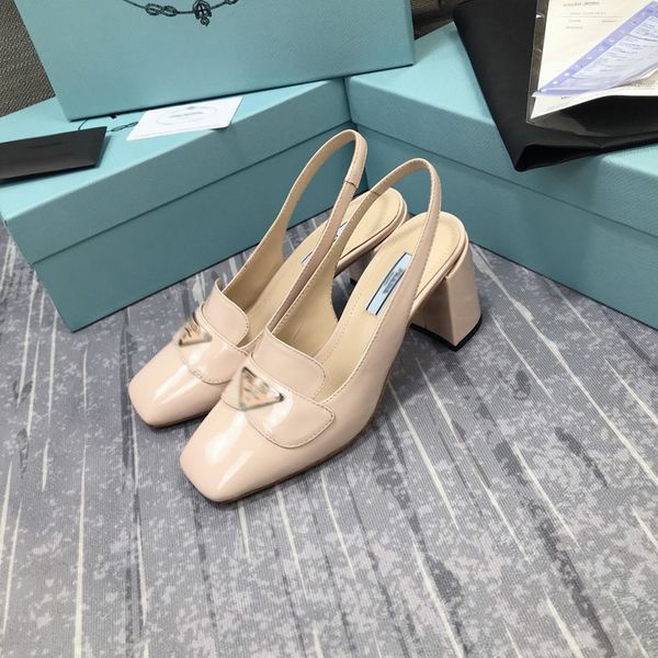 2021 good quality fashion women luxurys designers shoes designer sandals womens luxury high heels sandal dress shoess with box size 35-41 -g, Black
2021 good quality fashion women luxurys designers shoes designer sandals womens luxury high heels sandal dress shoess with box size 35-41 -g, Black