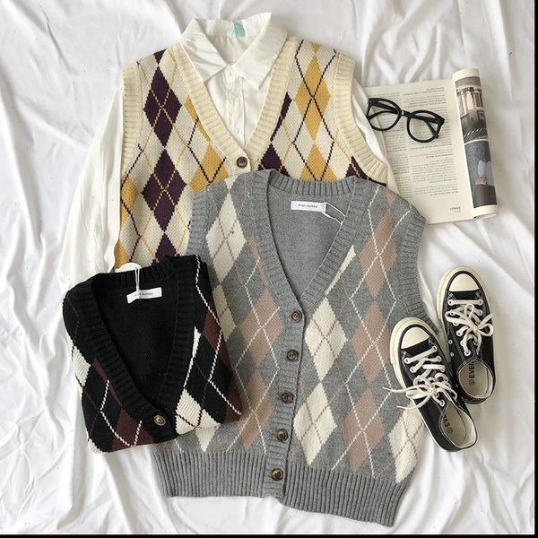 3 colors womens sweater spring and autumn korean style v neck plaid single breasted buttons knitted sleeveless vest sweaters x1092, White;black
3 colors womens sweater spring and autumn korean style v neck plaid single breasted buttons knitted sleeveless vest sweaters x1092, White;black