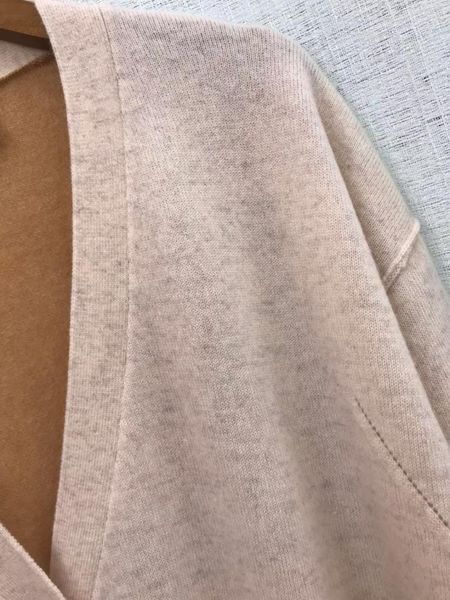 women's knits & tees color patchwork 100% cashmere women knit sweater long sleeve v-neck single-breasted lady knitwear cardigans coat, White
women's knits & tees color patchwork 100% cashmere women knit sweater long sleeve v-neck single-breasted lady knitwear cardigans coat, White