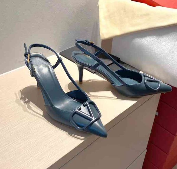 sandals 8cm luxury brand women's sandals v metal decoration high heels pointed to designer 44 without a box hu8t, Black
sandals 8cm luxury brand women's sandals v metal decoration high heels pointed to designer 44 without a box hu8t, Black