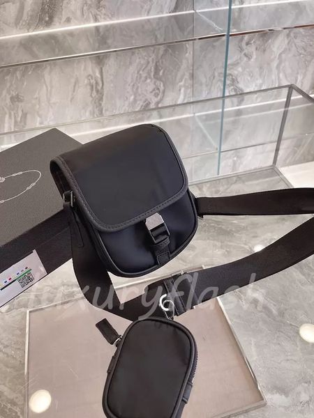 2021 men canvas briefcase phone bags designers shoulder bag simple black all-match lady messenger purses travel bussiness
2021 men canvas briefcase phone bags designers shoulder bag simple black all-match lady messenger purses travel bussiness