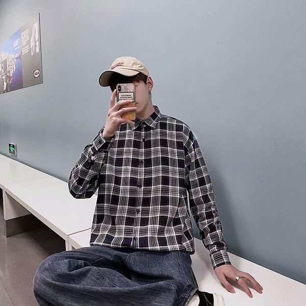 men's casual shirts korean version of retro plaid long-sleeved shirt fashion oversized black clothing, White;black
men's casual shirts korean version of retro plaid long-sleeved shirt fashion oversized black clothing, White;black