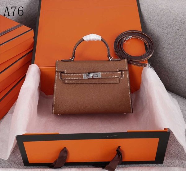 sell 2021 women shoulder bags women's genuine leather h lock flap handbag black pochette twist lady crossbody bag purse 90cn9 designers
sell 2021 women shoulder bags women's genuine leather h lock flap handbag black pochette twist lady crossbody bag purse 90cn9 designers