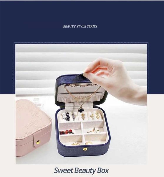 simple princess european style multifunctional portable travel bracelet necklace jewelry storage box cosmetic bags & cases
simple princess european style multifunctional portable travel bracelet necklace jewelry storage box cosmetic bags & cases