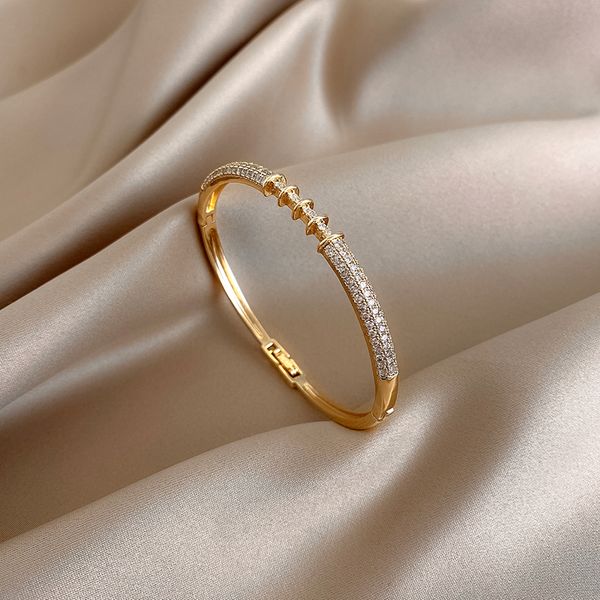 xianlan625 microscope senior feeling bracelet female ins niche design feeling bracelet in the new tide web celebrity temperament h, Silver
xianlan625 microscope senior feeling bracelet female ins niche design feeling bracelet in the new tide web celebrity temperament h, Silver