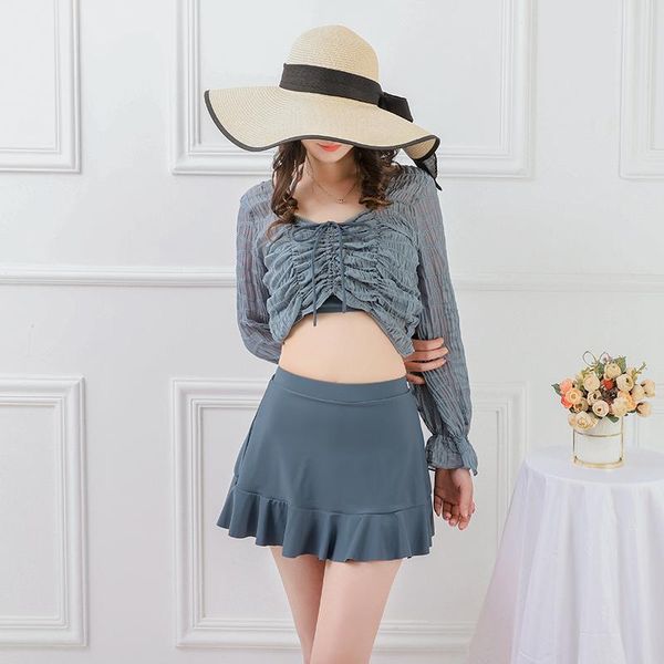 one-piece suits folds long sleeves + bandage wrap chest swim short skirt three-piece bikini set solid women swimwear bathingsuit
one-piece suits folds long sleeves + bandage wrap chest swim short skirt three-piece bikini set solid women swimwear bathingsuit